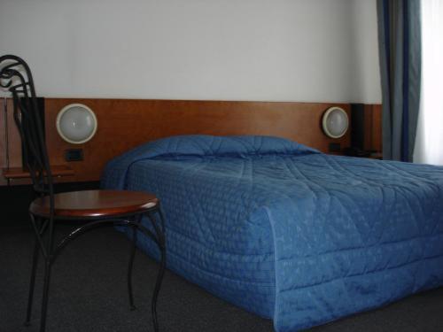 Hotel Ibis Styles Chambery Centre Gare Pokoj fotografie