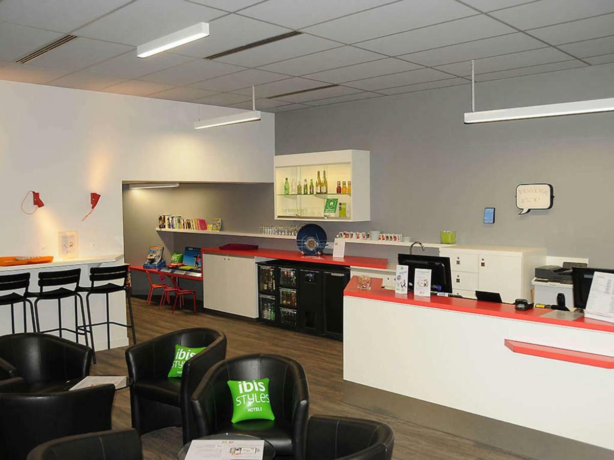 Hotel Ibis Styles Chambery Centre Gare Exteriér fotografie